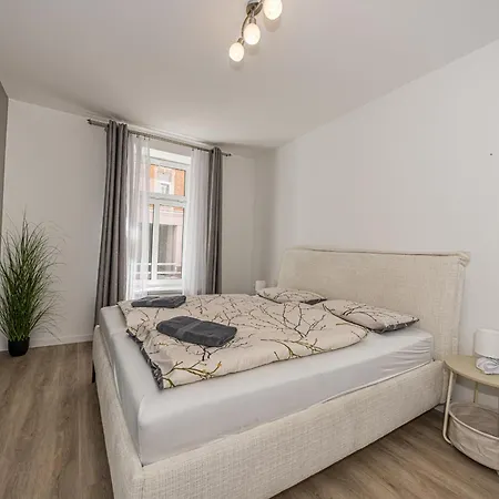 Apartment E01 Zentrales Hbf Halle